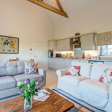 Bladon Dairy Lodge מראה חיצוני תמונה