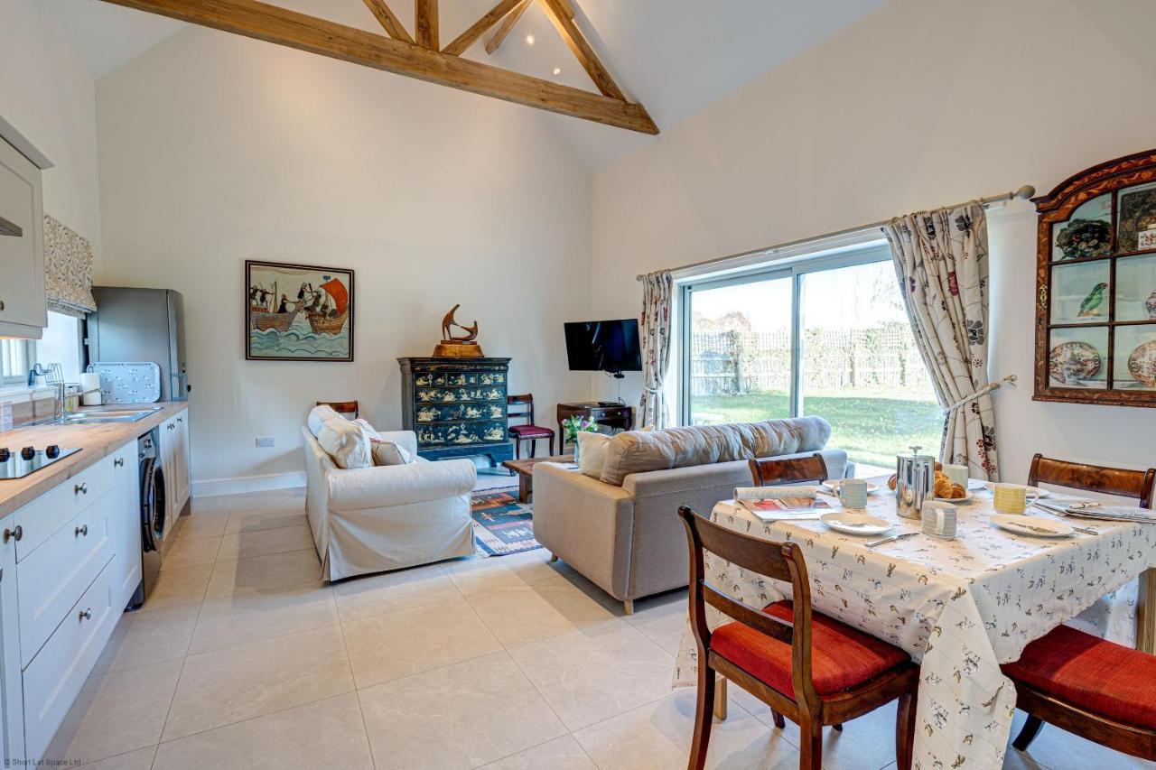 Bladon Dairy Lodge מראה חיצוני תמונה